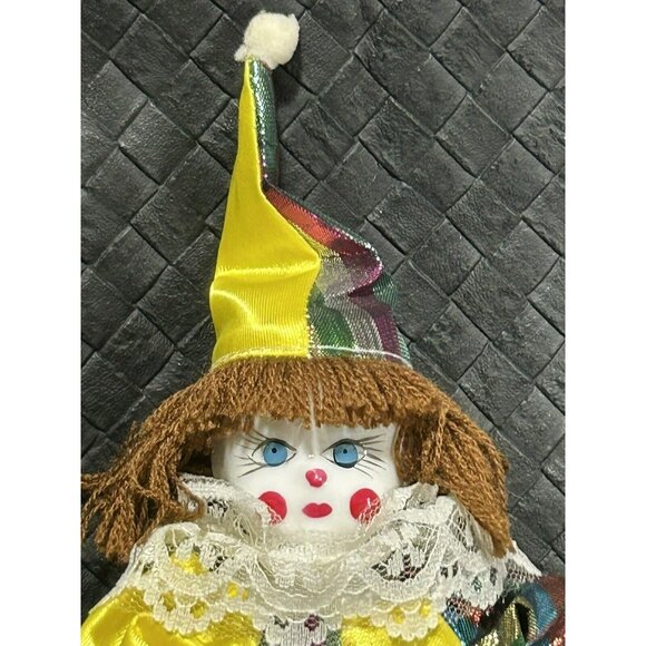 Collectible Circus Clown Doll Porcelain ARTMARK Chicago Ltd Grannycore - Picture 7 of 10